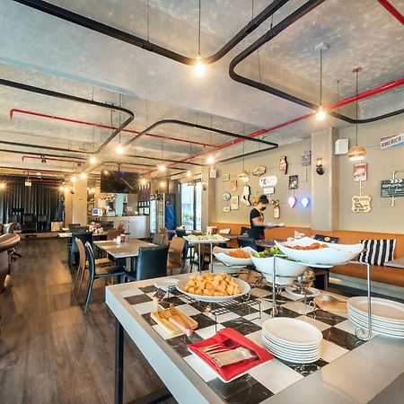 Qiu Hotel Sukhumvit Sha Plus Bangkok Bagian luar foto