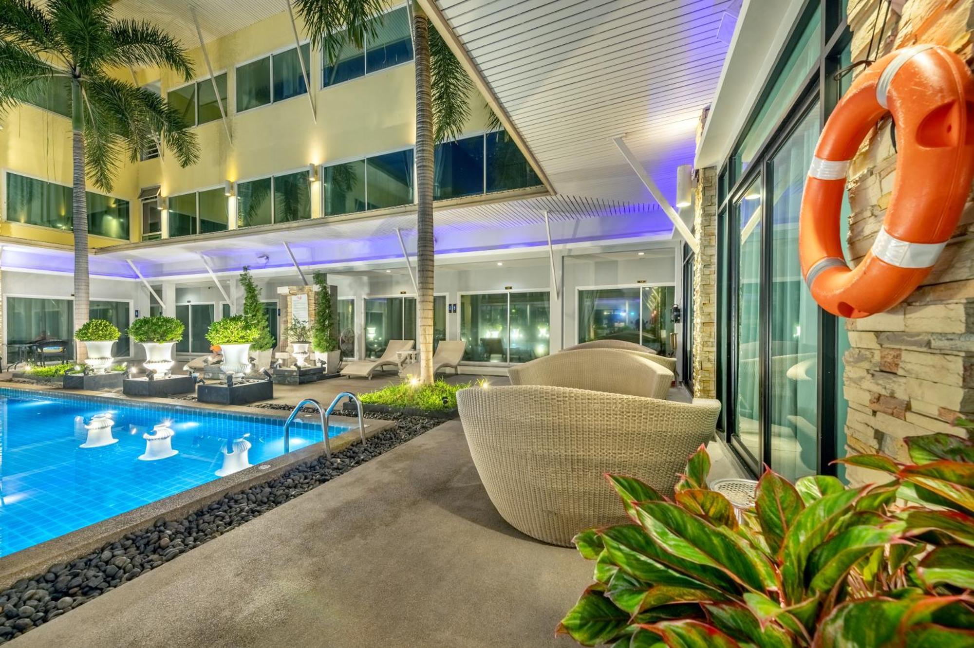 Qiu Hotel Sukhumvit Sha Plus Bangkok Bagian luar foto