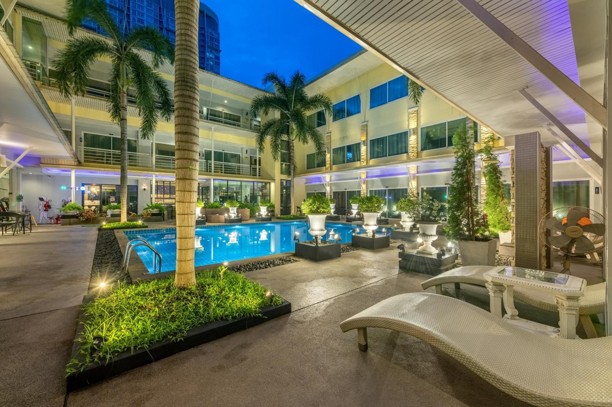 Qiu Hotel Sukhumvit Sha Plus Bangkok Bagian luar foto
