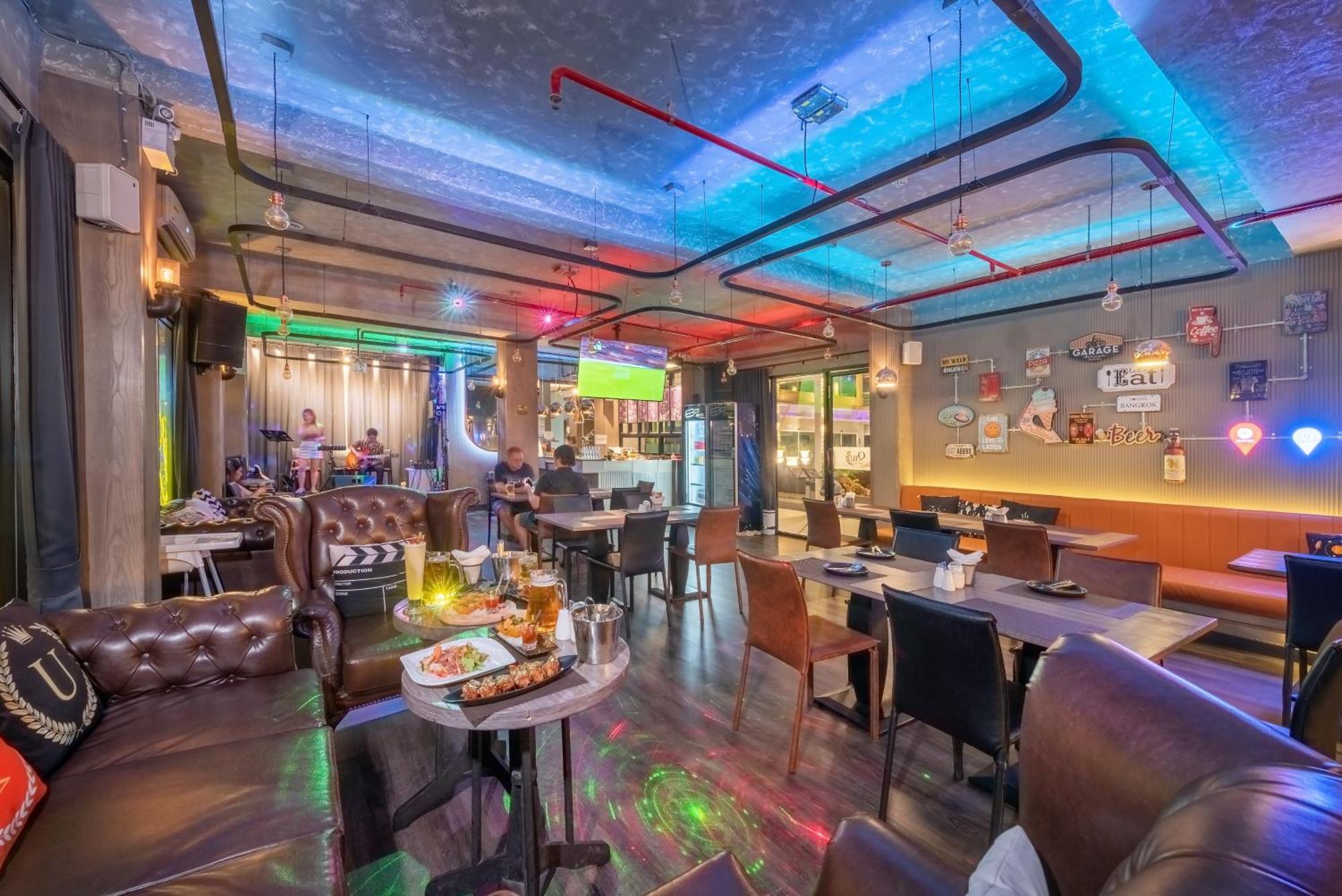Qiu Hotel Sukhumvit Sha Plus Bangkok Bagian luar foto