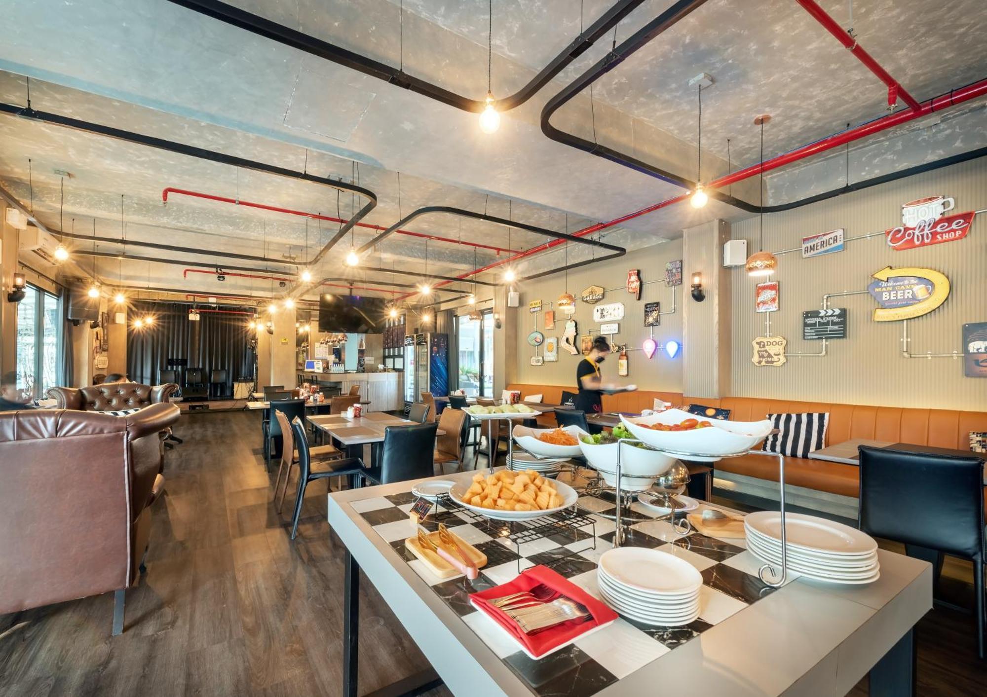 Qiu Hotel Sukhumvit Sha Plus Bangkok Bagian luar foto
